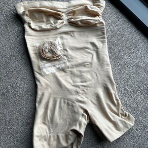 SKIMS Light Beige Bodysuit